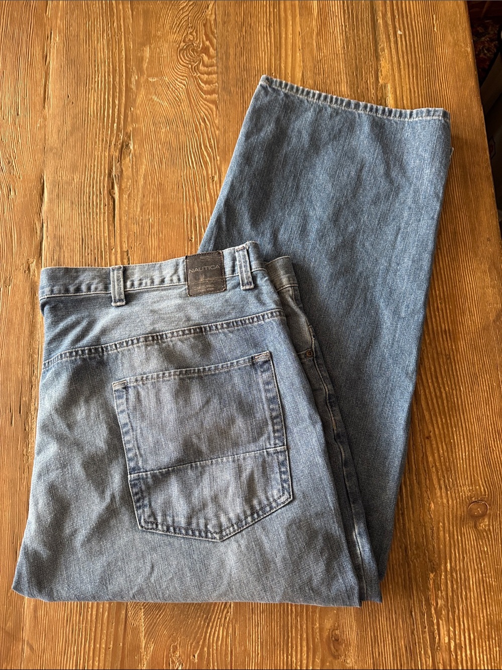 Nautica Men's Light Blue Relaxed Straight-Leg Jeans L30” W50”